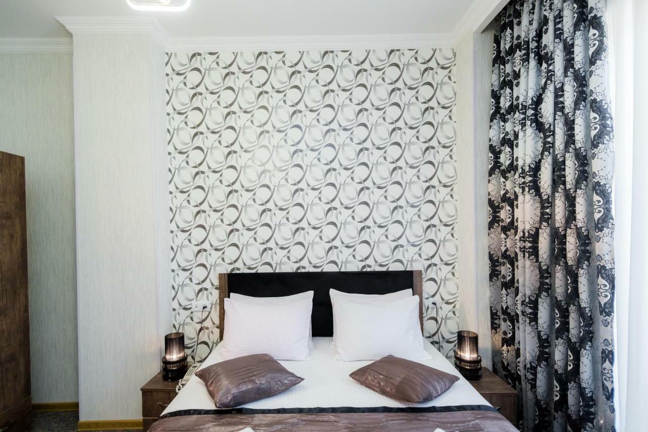 Hotel Makona Tbilisi Buitenkant foto